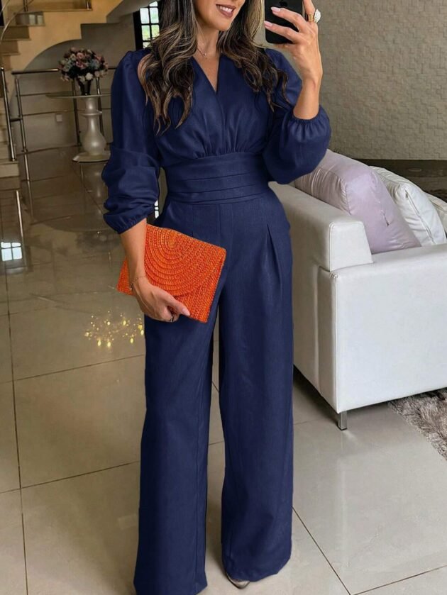 طقم نسائي