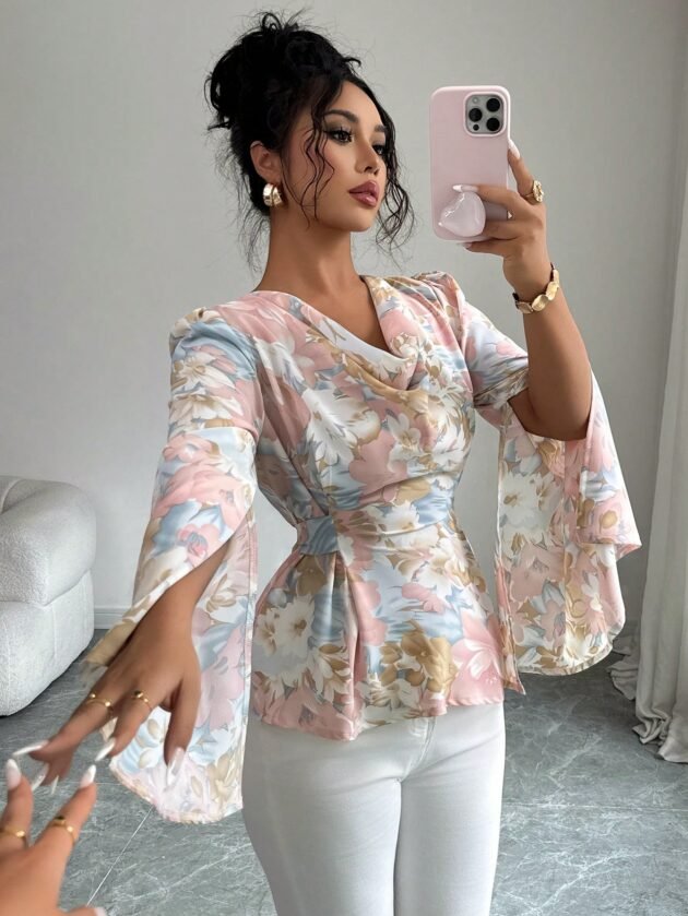 بلوزة نسائية